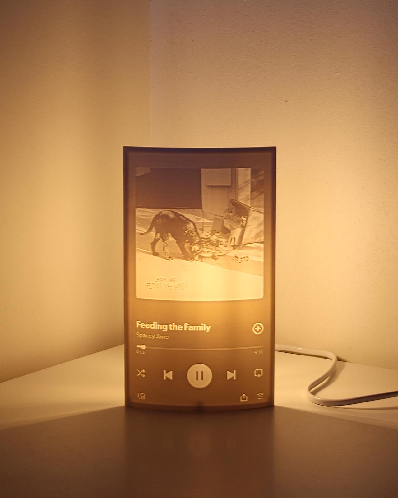 Table lamp with personalized photo