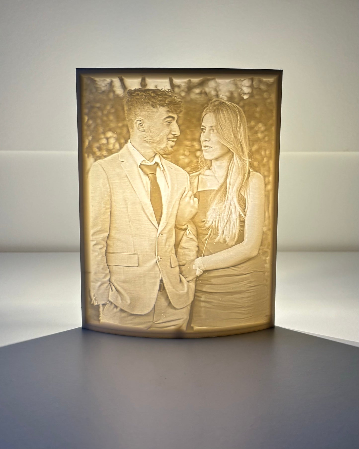 Table lamp with personalized photo
