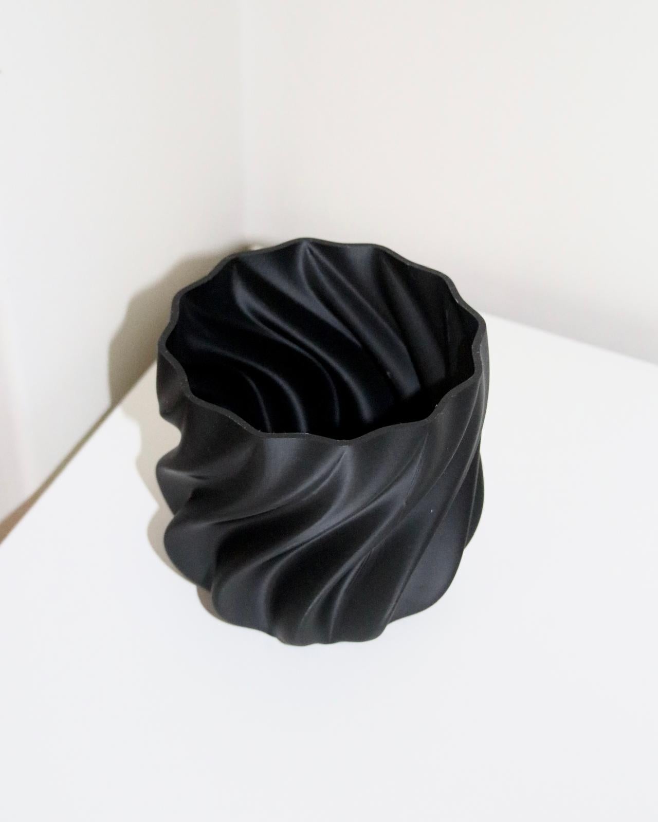 Flower vase